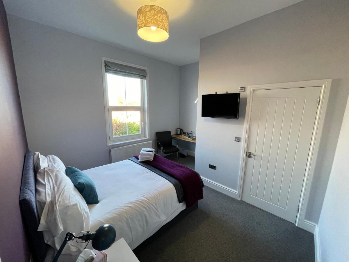 Arlan House, Central Basingstoke Hotel 외부 사진