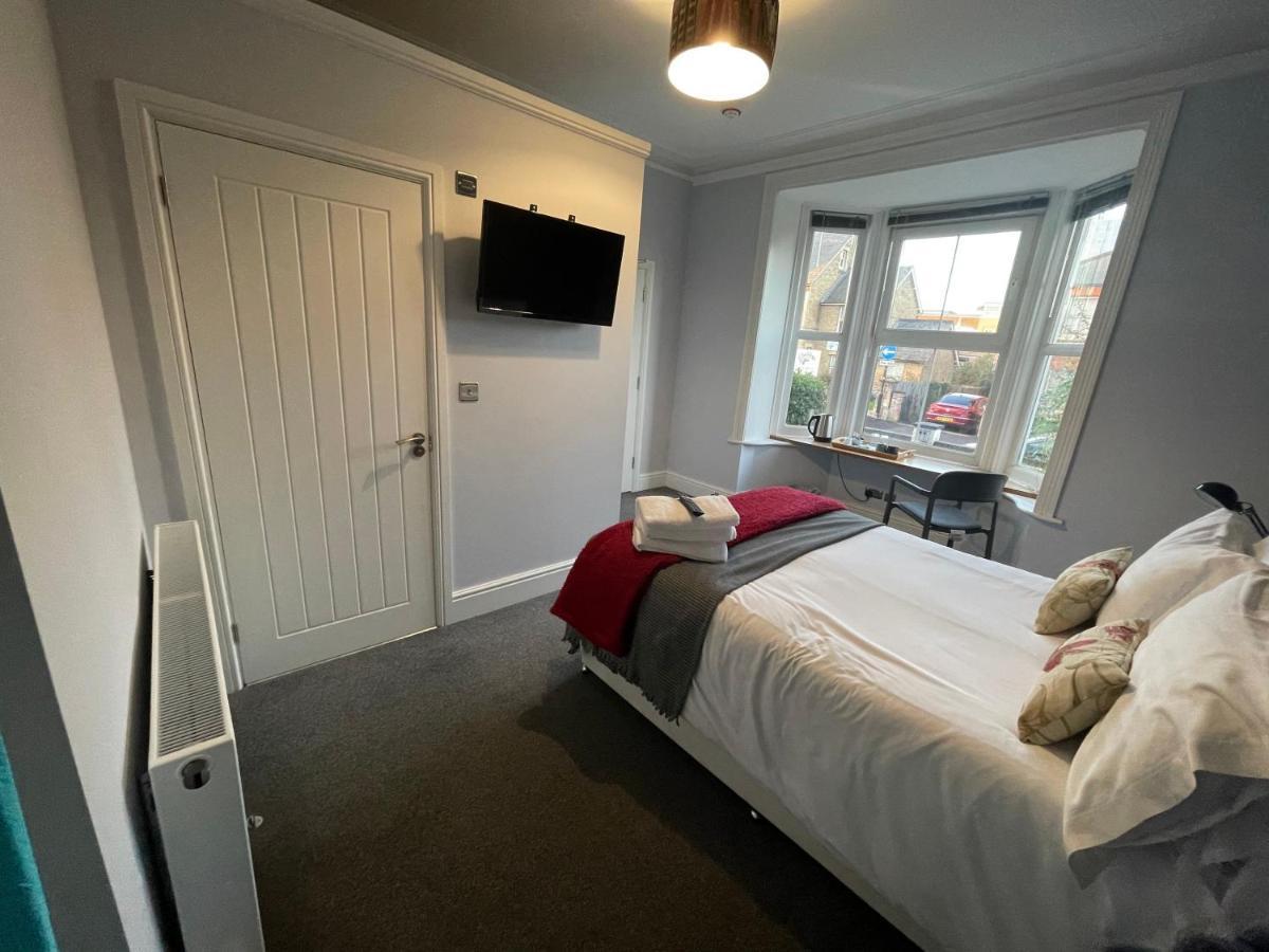 Arlan House, Central Basingstoke Hotel 외부 사진