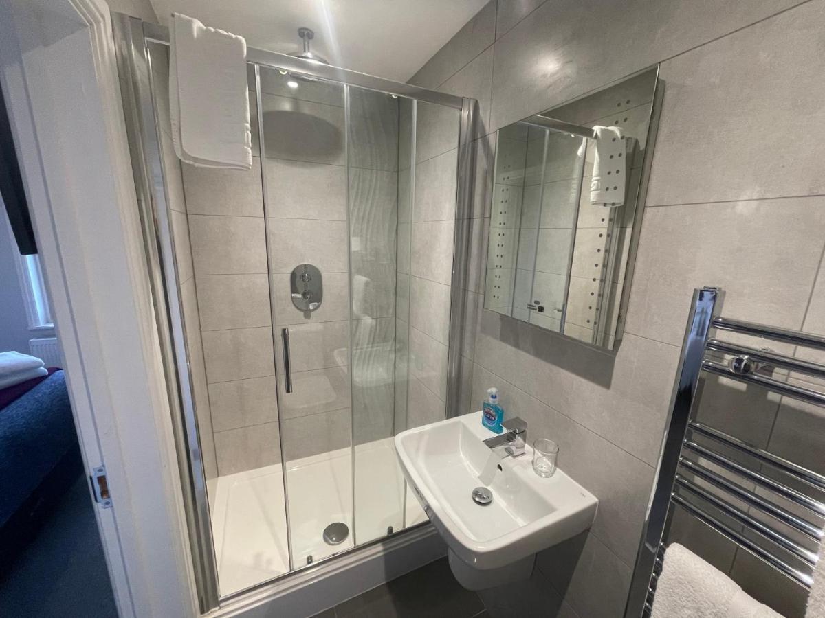 Arlan House, Central Basingstoke Hotel 외부 사진