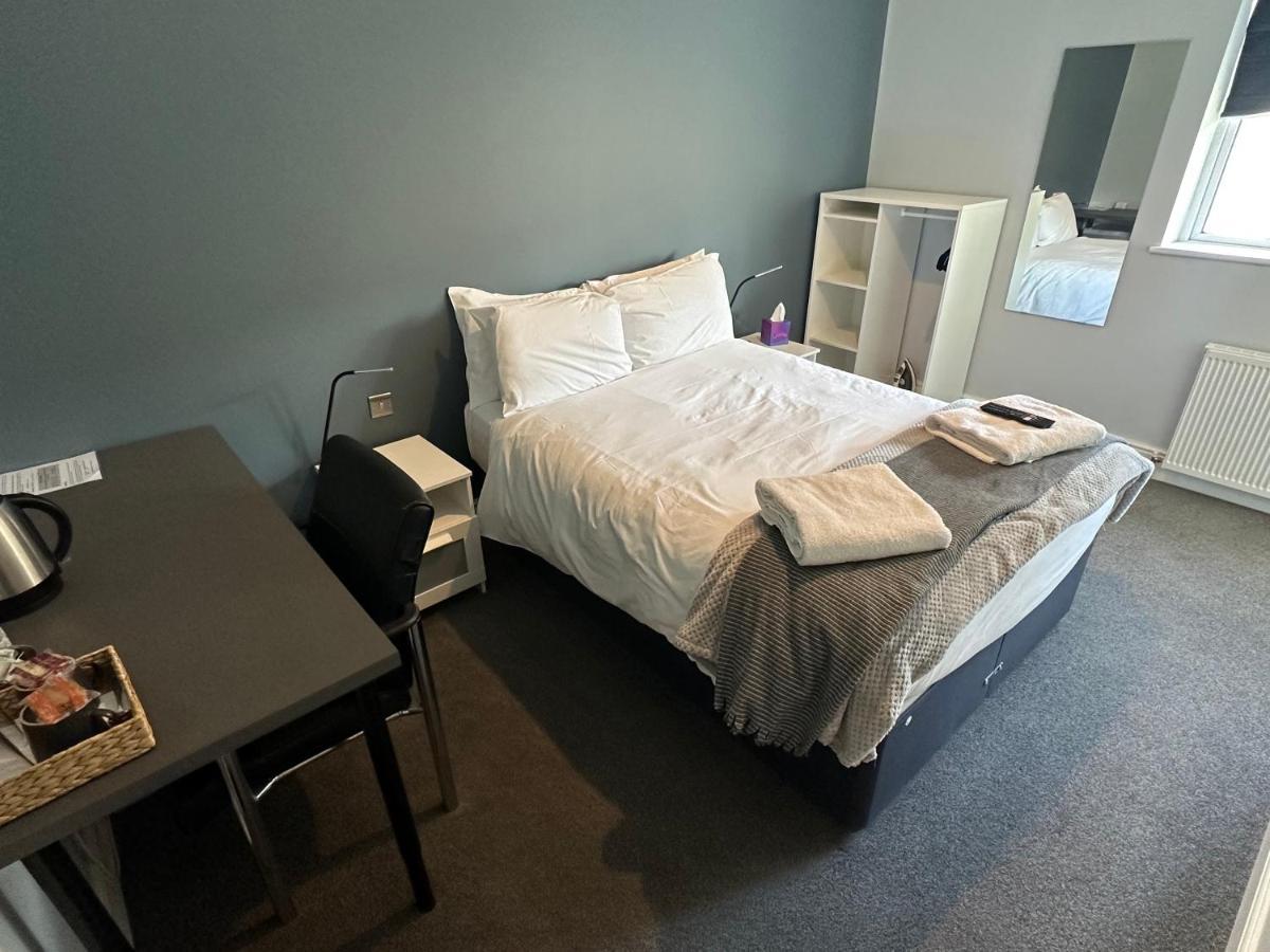 Arlan House, Central Basingstoke Hotel 외부 사진