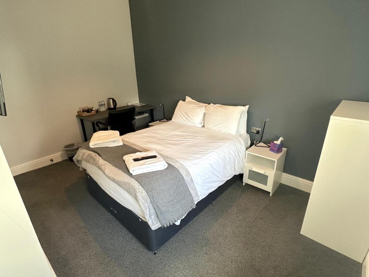 Arlan House, Central Basingstoke Hotel 외부 사진